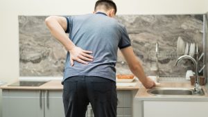 dor nas costas, protusão discal, hérnia discal, ciatalgia, fisioterapeuta em aveiro, tratamento da dor, dor crónica nas costas, fisioterapia em aveiro, fisioterapeuta aveiro